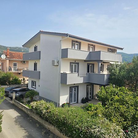 Apartmani Dianna Kaštela Εξωτερικό φωτογραφία